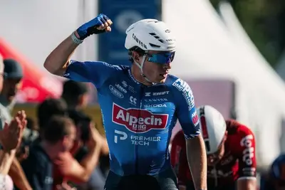 Renewi Tour 2026: Philipsen vince la 2a tappa ©Renewi Tour via Fb