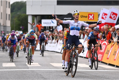 Lorena Wiebes beffa Cecilie Uttrup Ludwig sul traguardo ©Team SD Worx-Getty Sport