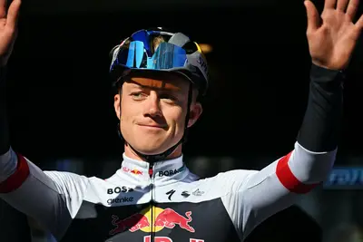 Maxim Van Gils con i colori della RedBull-BORA-hansgrohe © RedBull-BORA-hansgrohe via X