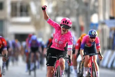 Lotta Henttala vince il Trofeo Marratxi-Felanitx su Chiara Consonni ©GettyImages