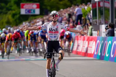 Marc Hirschi vince a Plouay ©LNC-Marie Vaning