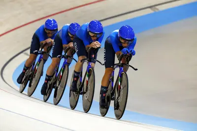 Quartetto femminile in finale per il bronzo ©Federciclismo