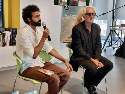 Mimmo Mongelli (direttore artistico) a destra e Balsam Asfur (curatore di edizione)