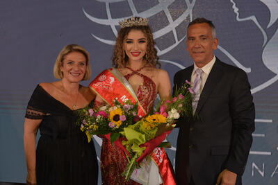 Odalis Sosa tra Giusy Nobile e Giuseppe Borrillo