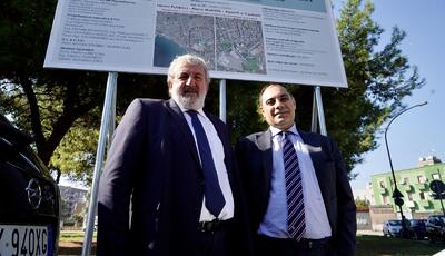Michele Emiliano, presidente della Regione Puglia, con Rinaldo Melucci, sindaco di Taranto