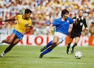 Socrates con Paolo “Pablito” Rossi