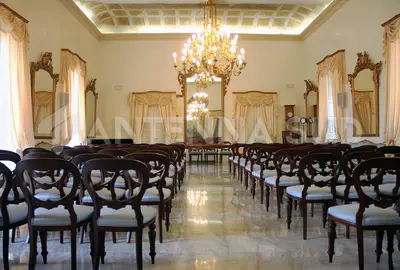 Palazzo di Città - Salone degli Specchi (foto Massimo Todaro/AntennaSud)