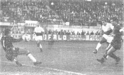 Il secondo gol di Lobascio in Taranto Crotone 2-0 del 12 novembre 1967