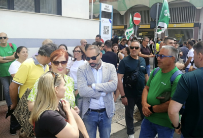 Protesta FIALS davanti alla ASL