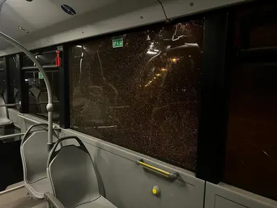 L'autobus della Linea 24 vandalizzato a Paolo VI