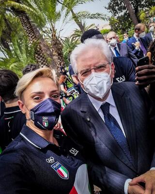 Il presidente Sergio Mattarella con Silvia Semeraro