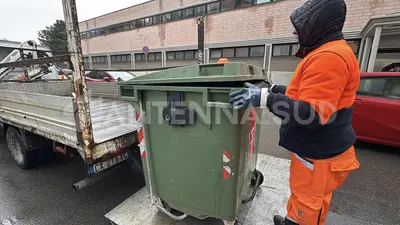 Al via l’eliminazione dei cassonetti verdi a Taranto 2 (foto Todaro/AntennaSud)