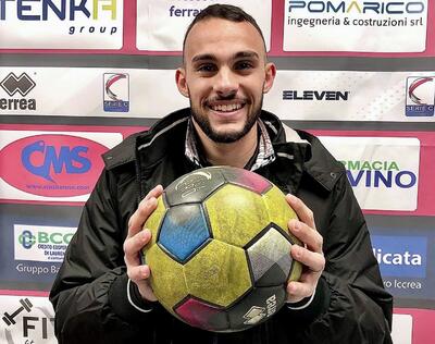 Luigi Cuppone: con la tripletta alla Vibonese si è portato a casa il pallone (Foto Potenza Calcio)