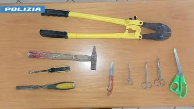 Furto in studio medico: arrestati due pregiudicati a Taranto