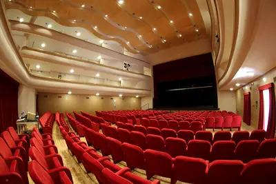 Teatro Fusco (foto Massimo Todaro)