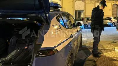 La polizia sul luogo dell'incidente (foto Francesco Manfuso)