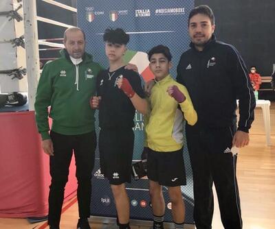 Gli allievi con i maestri Cataldo Quero e Salvatore Versace (sx)