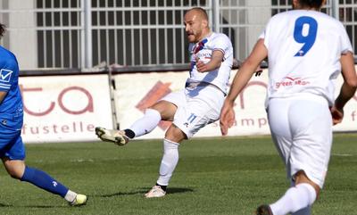 Santoro nella foto Gigi Garofalo