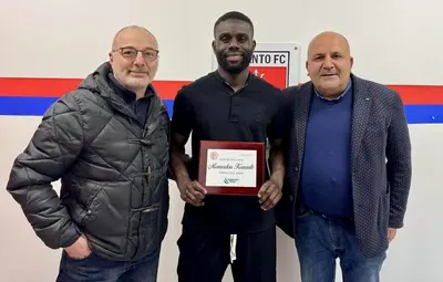 Da sx: Roberto De Lorenzo, Momadou Kanoute e Luigi De Lorenzo