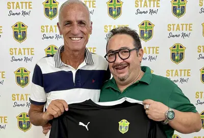 Da sx: il tecnico Basile con il presidente Russo