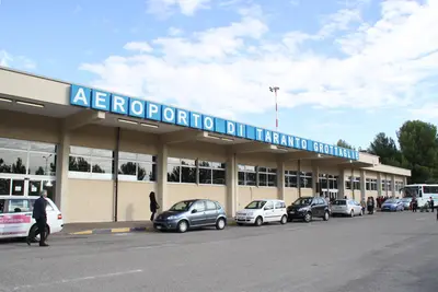 Aeroporto Arlotta di Grottaglie (foto Massimo Todaro)