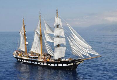 La nave scuola Palinuro