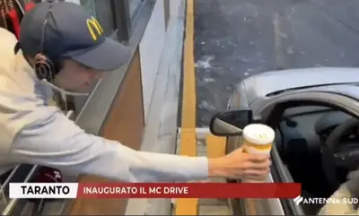 Taranto, inaugurato il Mc Drive