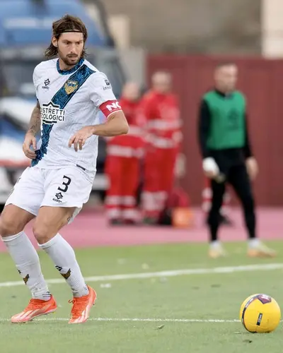Edoardo Vona, difensore del Latina (foto Latina Calcio 1932)