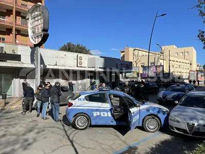 Sparatoria in Viale Magna Grecia (foto Todaro/AntennaSud)