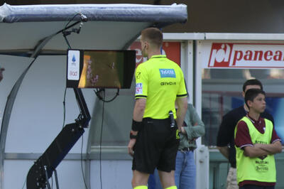 arbitri var