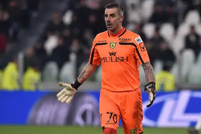 Stefano Sorrentino - Via onefootball (Photo by Tullio M. Puglia/Getty Images)