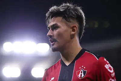 Photo by Simon Barber/Getty Images via onefootball