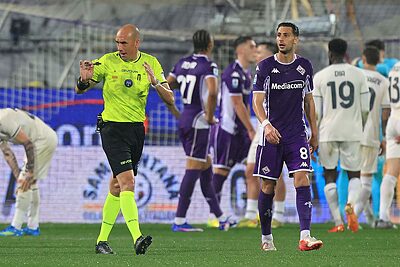 Fabbri in Fiorentina-Lazio getty images via onefootball by gabriele maltinti
