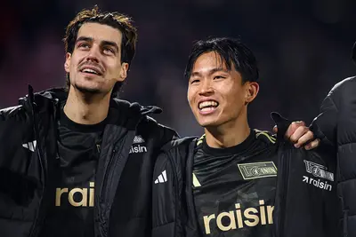 Diogo Leite assieme al compagno di squadra Jeong