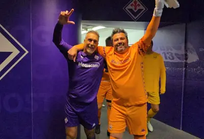 Sebastien Frey e Gabriel Omar Batistuta. (da Instagram: @sebafrey)