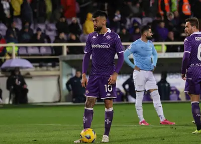 Gonzalez sul dischetto. Foto: Vicario/Fiorentinanews.com