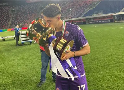 Lorenzo Romani festeggia la Coppa Italia Primavera. Credits: profilo Instagram del calciatore