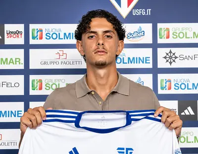 Biagioni con la maglia del Gavorrano