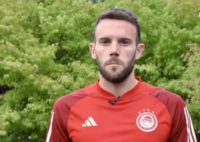 Il terzino spagnolo dell'Olympiakos Quini Marin