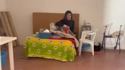 Uno degli ultimi scatti che ritraggono Tiziana Pacco nel suo ritrovo di fortuna