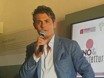 Francesco livadoti, presidente dell'Ordine degli architeti di Crotone