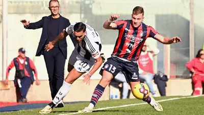 Nicolò Armini in azione contro la Juve next gen