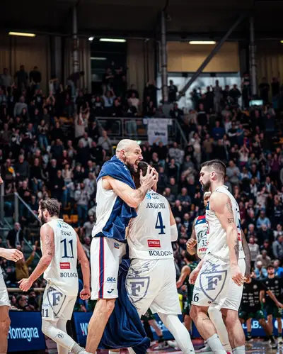 (Foto Fortitudo Pallacanestro 103)