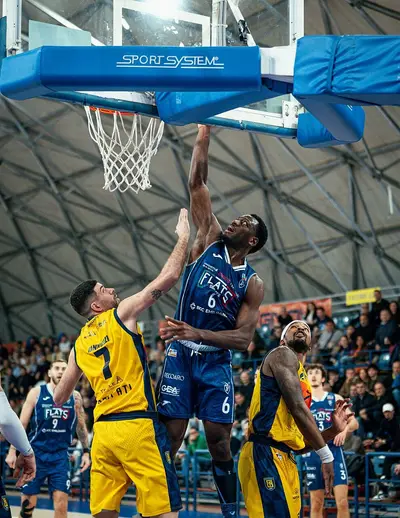(Foto Fortitudo Pallacanestro 103)
