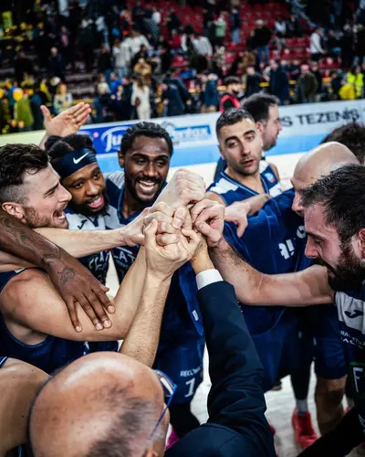 (Foto Fortitudo Pallacanestro 103)