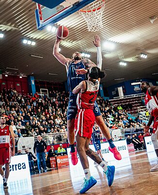 (Foto Fortitudo Pallacanestro 103)