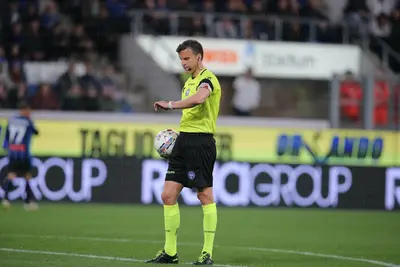 arbitro la penna