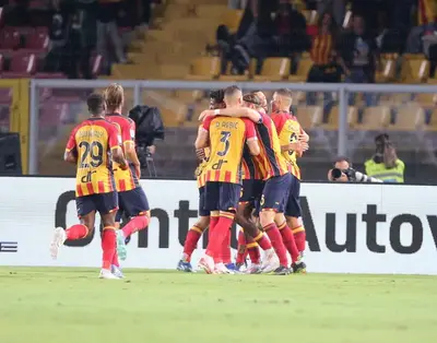 Lecce-Parma, esultanza dei giallorossi