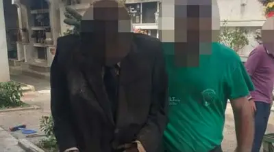 operaio posa con cadavere riesumato uggiano