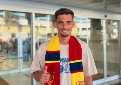 𝙁𝙞𝙡𝙞𝙥 𝙈𝙖𝙧𝙘𝙝𝙬𝙞𝙣́𝙨𝙠𝙞